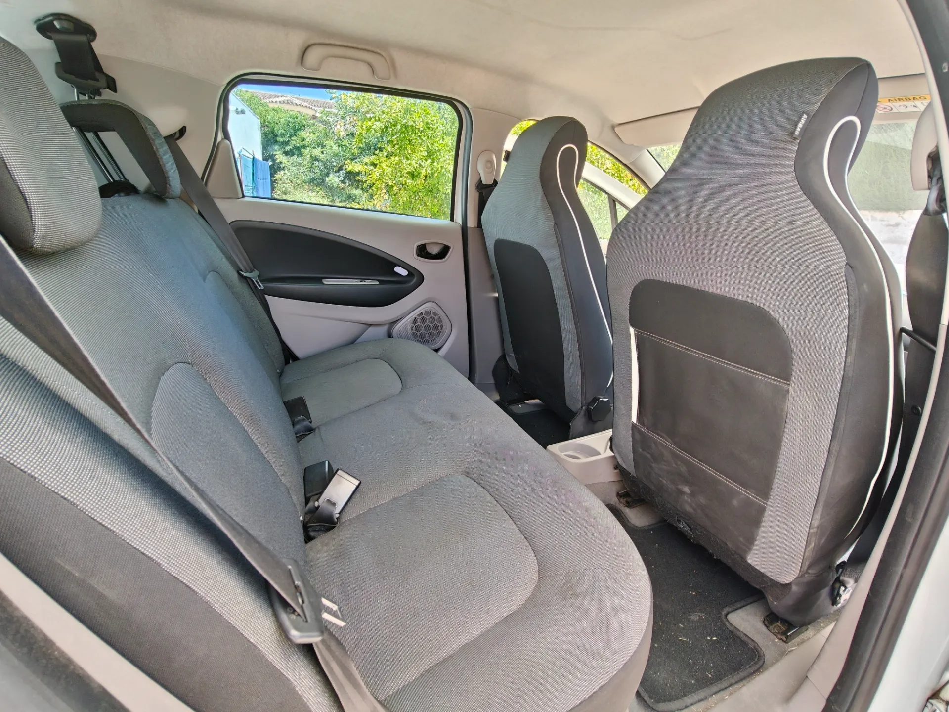 Renault Zoe Intens Q210 22 kWh (2014) — foto 15